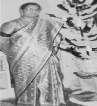 Photograph from page 89 of Priya Yesuni Saakshulu