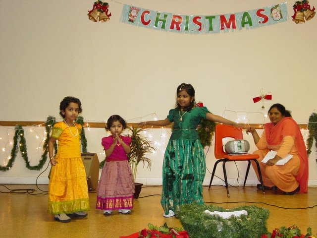2005 TCFNJ Kids Christmas Drama — photo 16 of 30