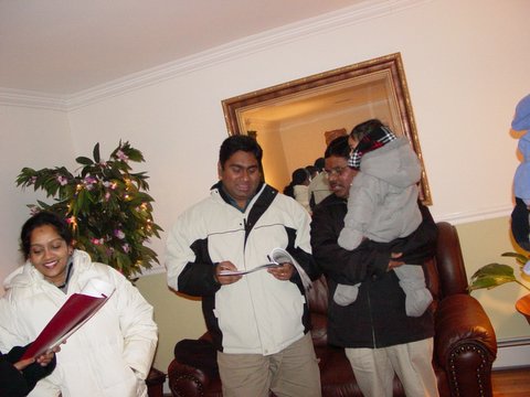2005 Christmas Carols Pictures — photo 3 of 178
