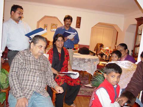 2005 Christmas Carols Pictures — photo 4 of 178
