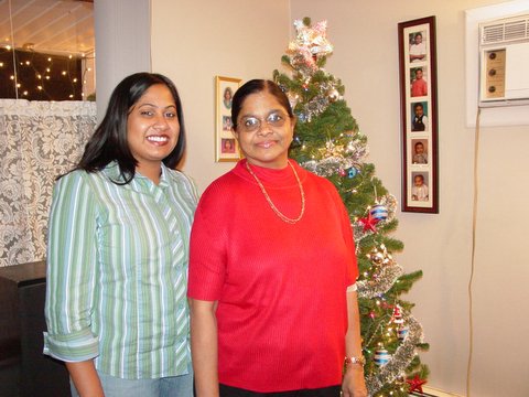 2005 Christmas Carols Pictures — photo 46 of 178