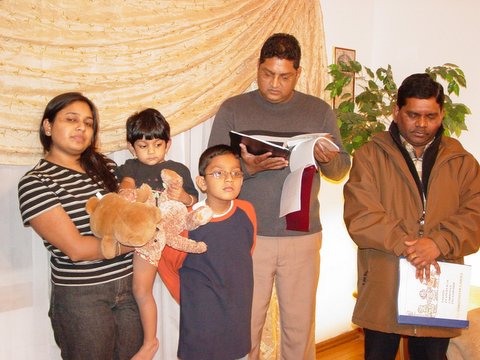 2005 Christmas Carols Pictures — photo 52 of 178