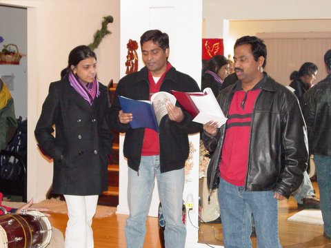 2005 Christmas Carols Pictures — photo 56 of 178