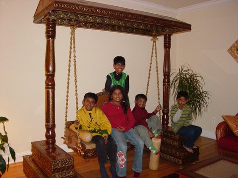 2005 Christmas Carols Pictures — photo 80 of 178