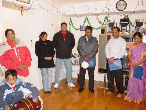 2005 Christmas Carols Pictures — photo 89 of 178