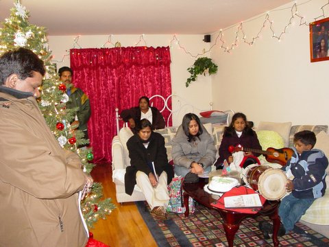2005 Christmas Carols Pictures — photo 90 of 178