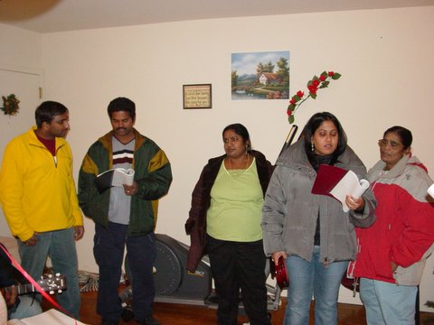 2005 Christmas Carols Pictures — photo 110 of 178