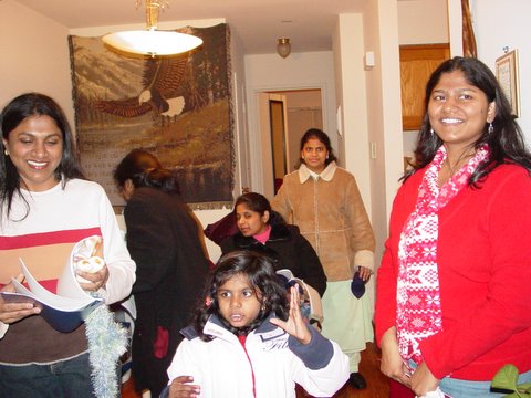 2005 Christmas Carols Pictures — photo 112 of 178