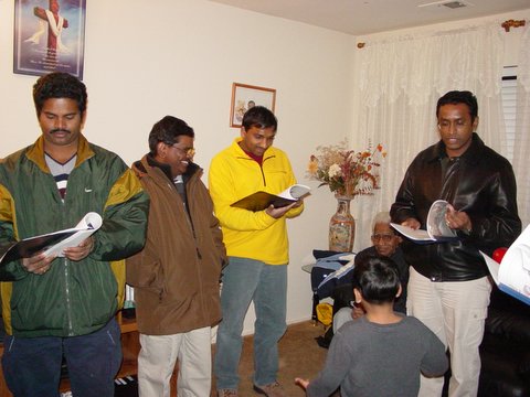 2005 Christmas Carols Pictures — photo 117 of 178