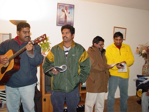 2005 Christmas Carols Pictures — photo 118 of 178