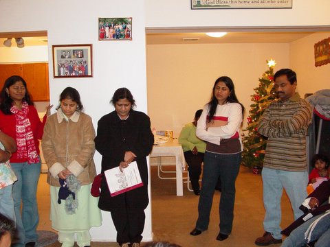 2005 Christmas Carols Pictures — photo 126 of 178