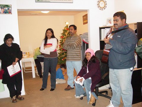2005 Christmas Carols Pictures — photo 127 of 178