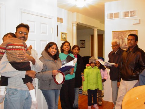 2005 Christmas Carols Pictures — photo 137 of 178