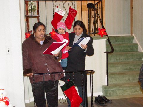 2005 Christmas Carols Pictures — photo 153 of 178