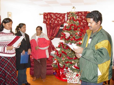 2005 Christmas Carols Pictures — photo 173 of 178