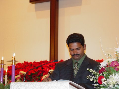 2005 Christmas Service Pictures — photo 23 of 154