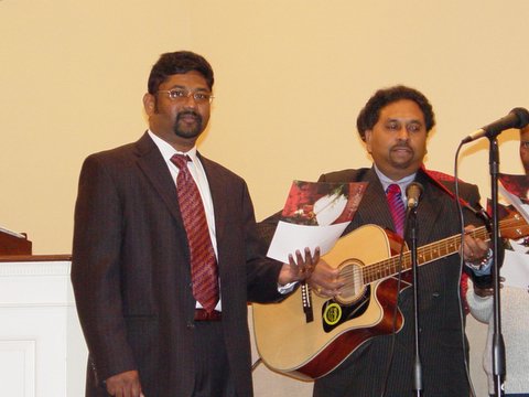 2005 Christmas Service Pictures — photo 28 of 154