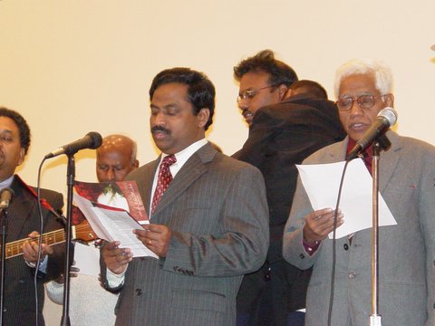 2005 Christmas Service Pictures — photo 29 of 154