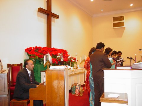 2005 Christmas Service Pictures — photo 46 of 154