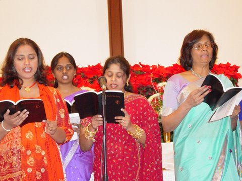 2005 Christmas Service Pictures — photo 76 of 154