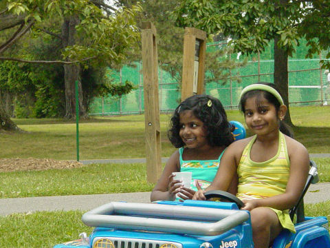 2005 UECF Annual Family Picnic — photo 16 of 83